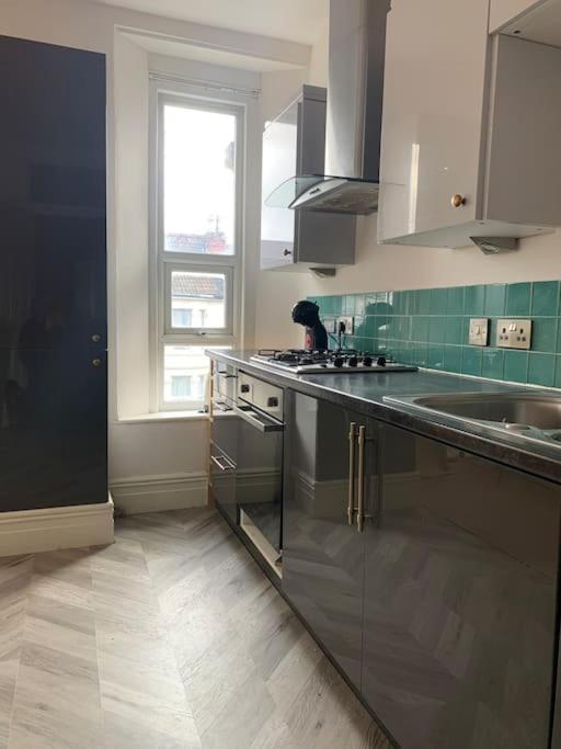 Central 2 Bed Flat. Free Parking Bristol Ngoại thất bức ảnh